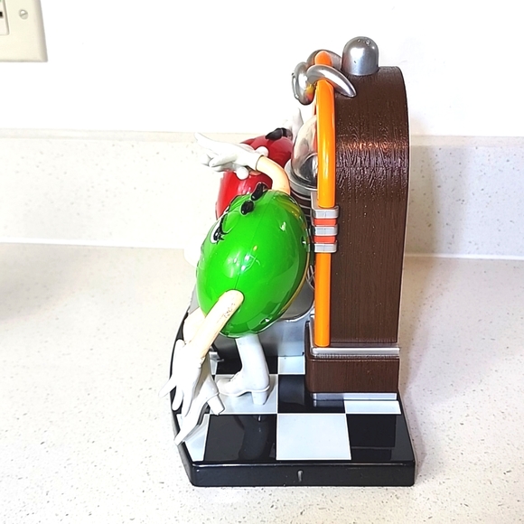 Vintage collectible M&M Candy Dispenser Rock n Roll Cafe - Picture 2 of 12